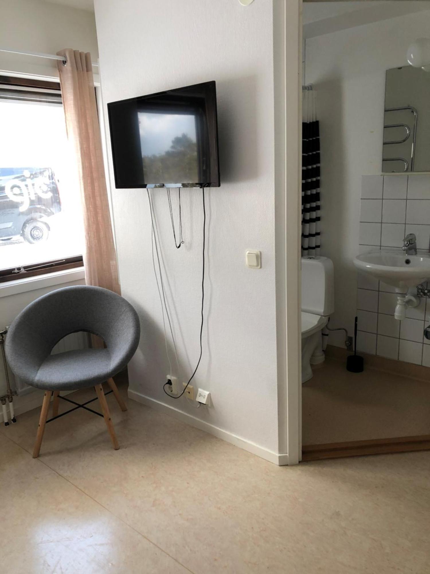 Gotlands Idrottscenter Vandrarhem Faroesund Bagian luar foto